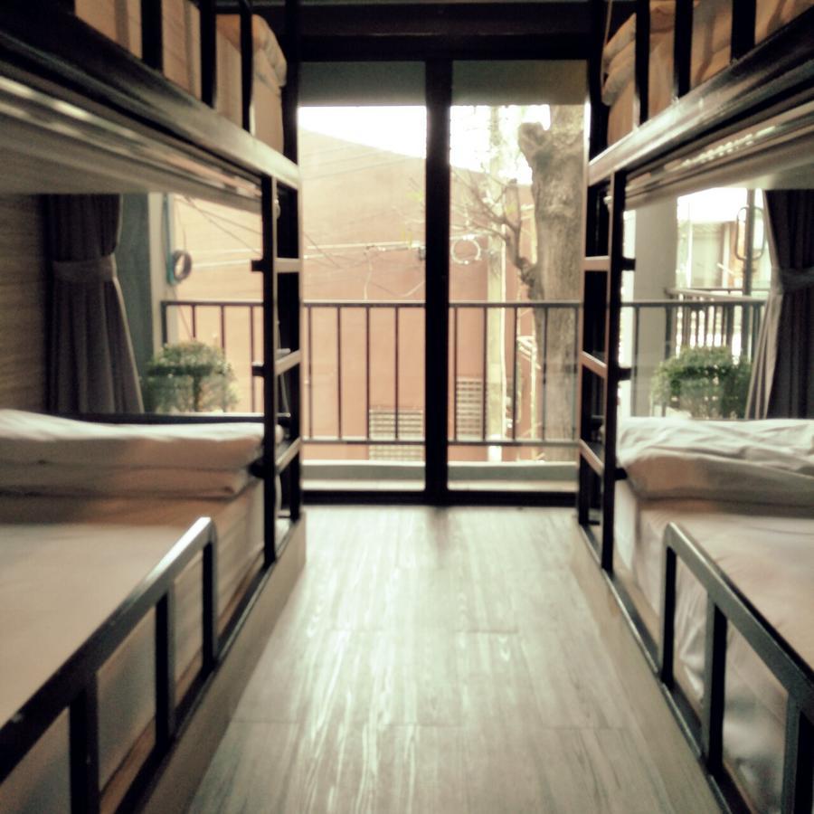Badu Sukhumvit Dormitory Bangkok Extérieur photo