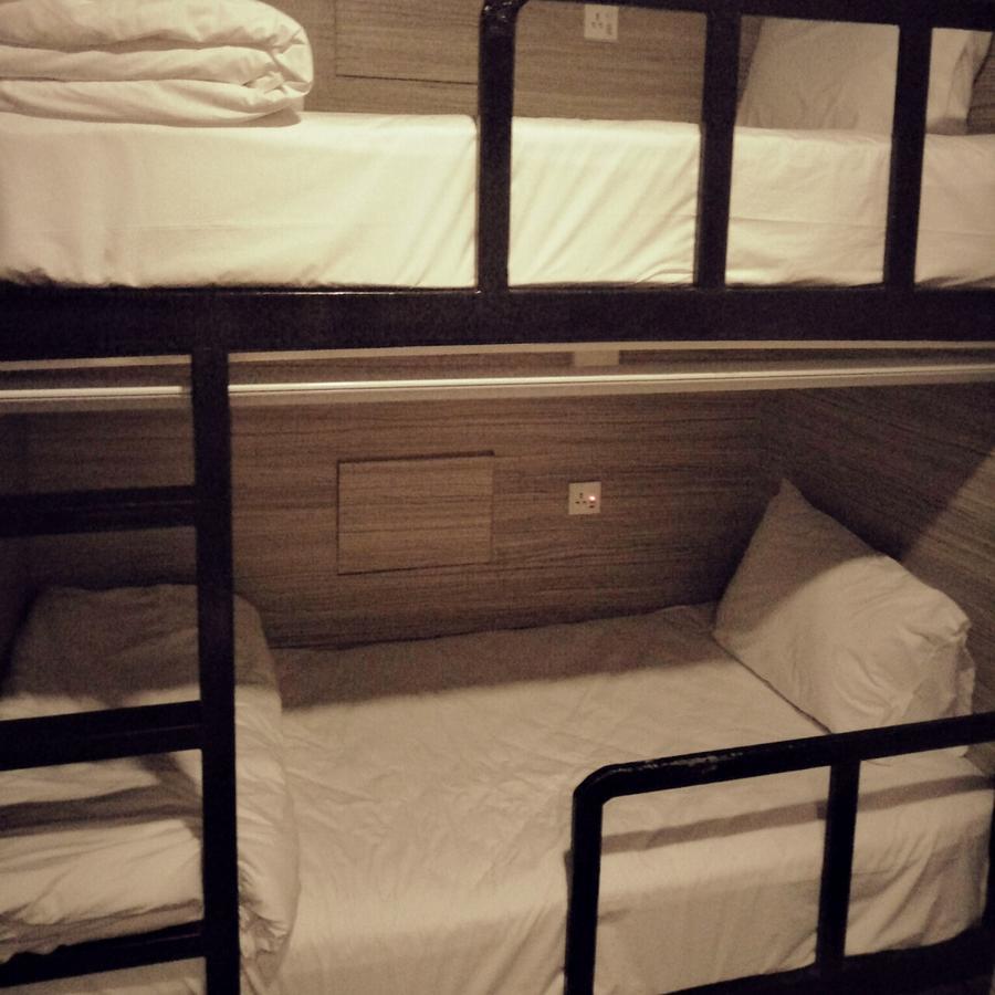 Badu Sukhumvit Dormitory Bangkok Extérieur photo