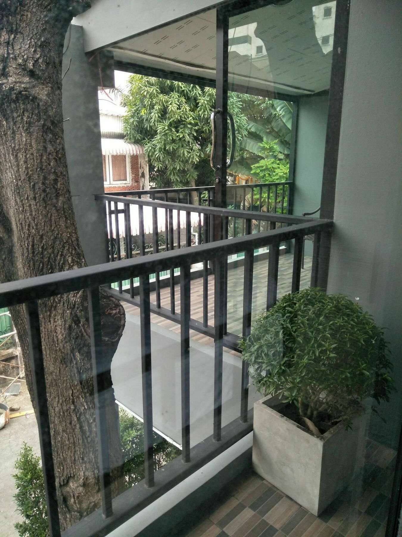 Badu Sukhumvit Dormitory Bangkok Extérieur photo