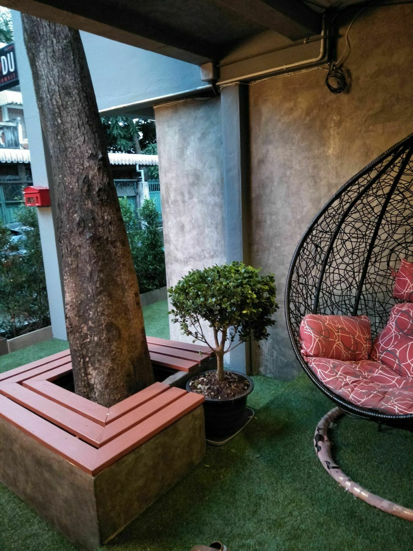 Badu Sukhumvit Dormitory Bangkok Extérieur photo