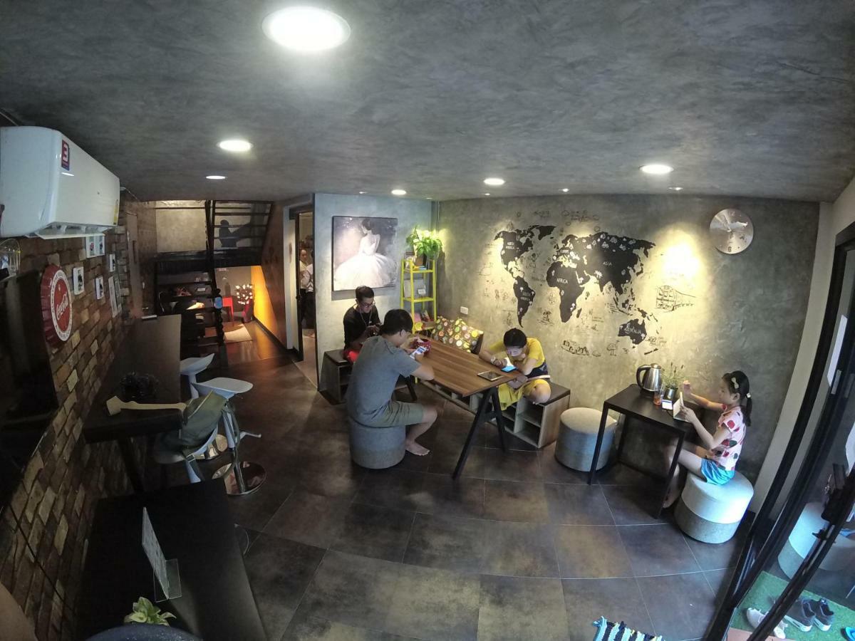Badu Sukhumvit Dormitory Bangkok Extérieur photo